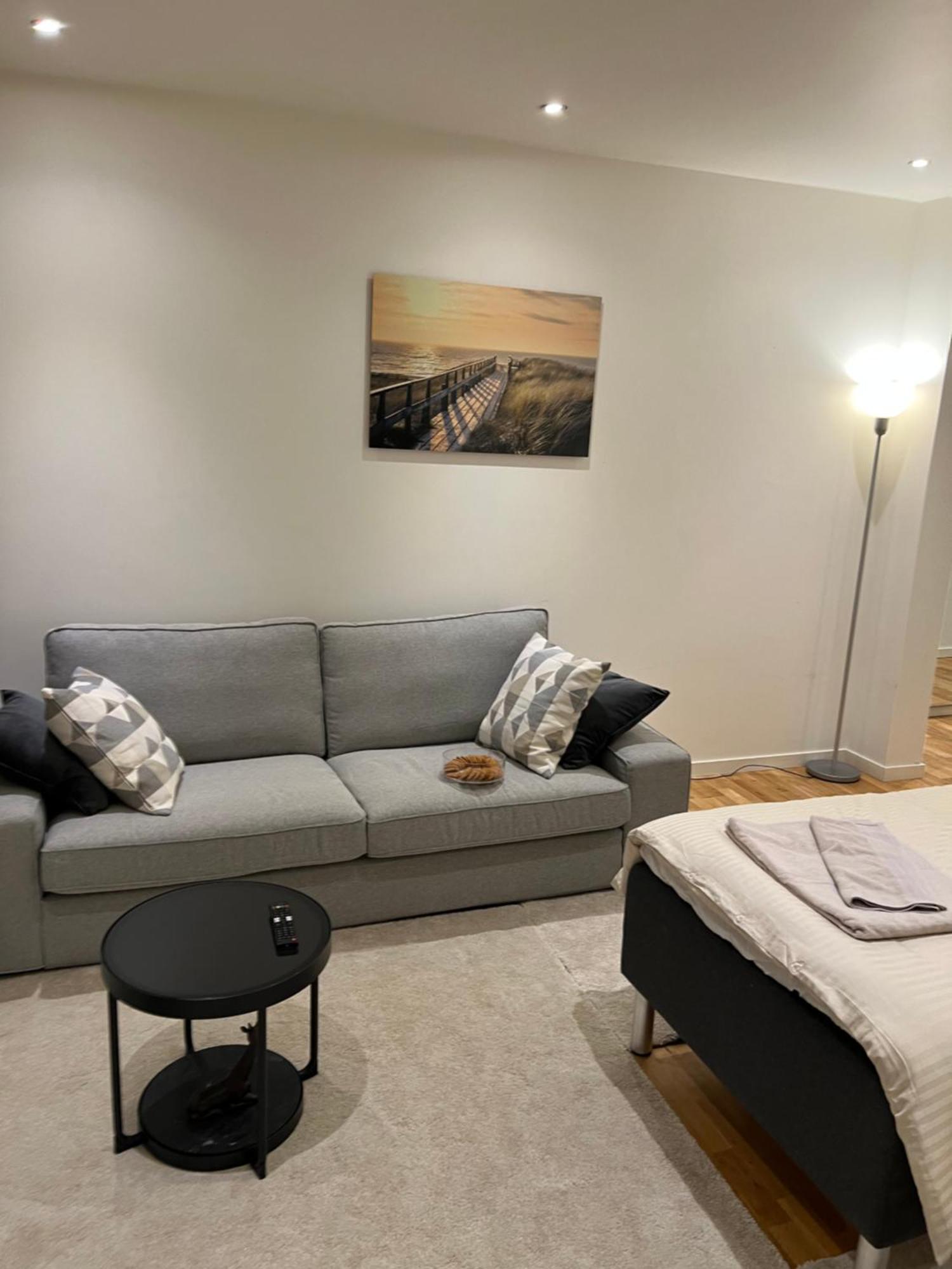 Noah Longstay Apartment Vasteras Exterior photo